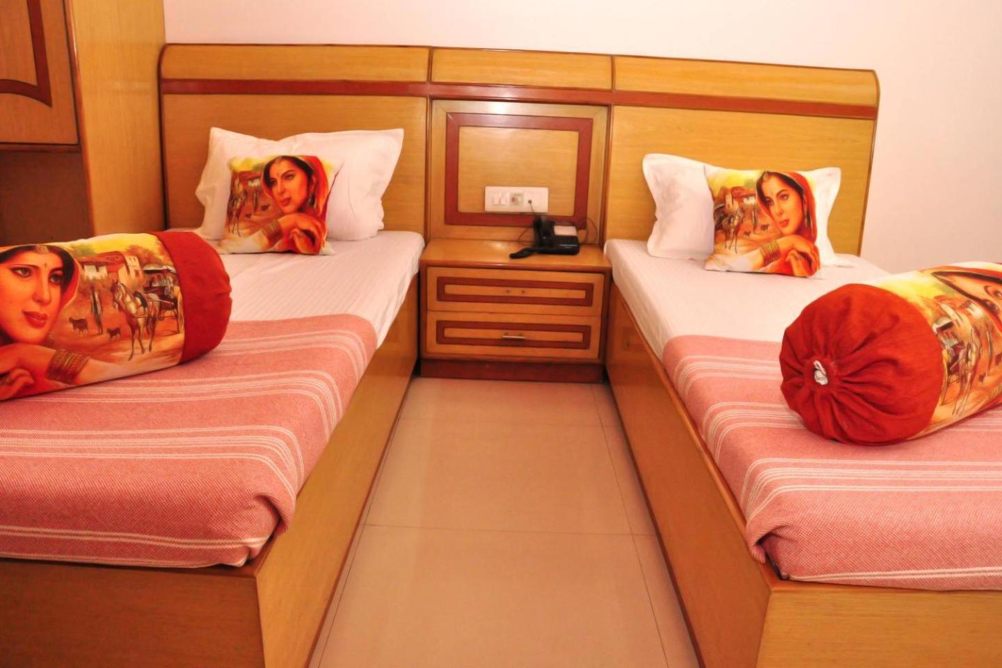 Hotel Blue Bell - Karol Bagh New Delhi Exterior foto