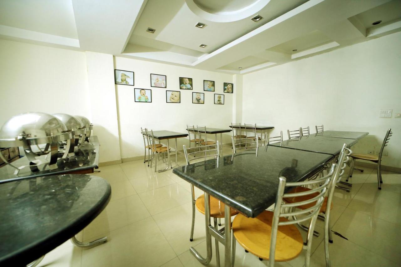 Hotel Blue Bell - Karol Bagh New Delhi Exterior foto